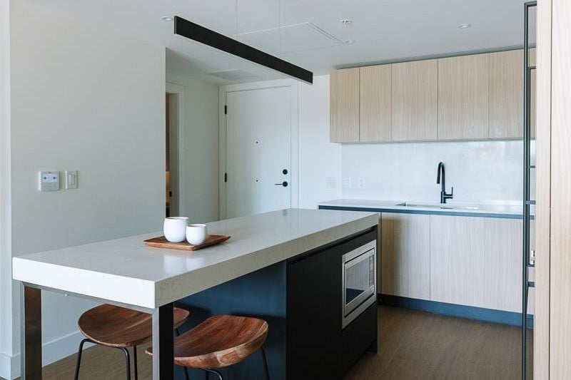 407 2253 E Broadway Street Vancouver, BC - 10