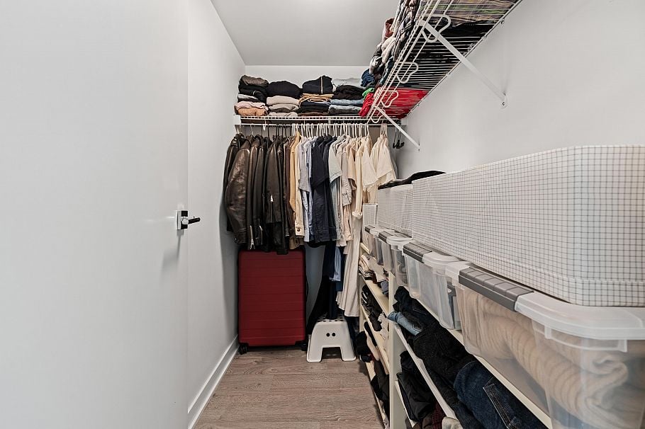 807 1401 Hunter Street North Vancouver, BC - 14