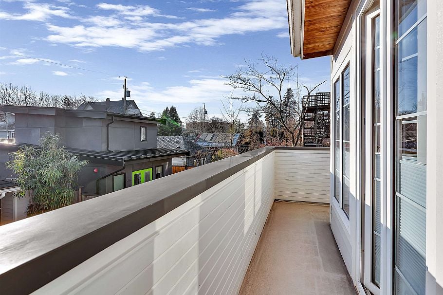 420 W 17th Avenue Vancouver, BC - 18