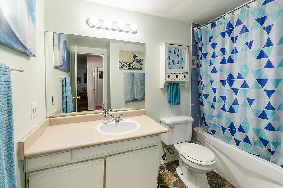 215 780 Premier Street North Vancouver, BC - 22