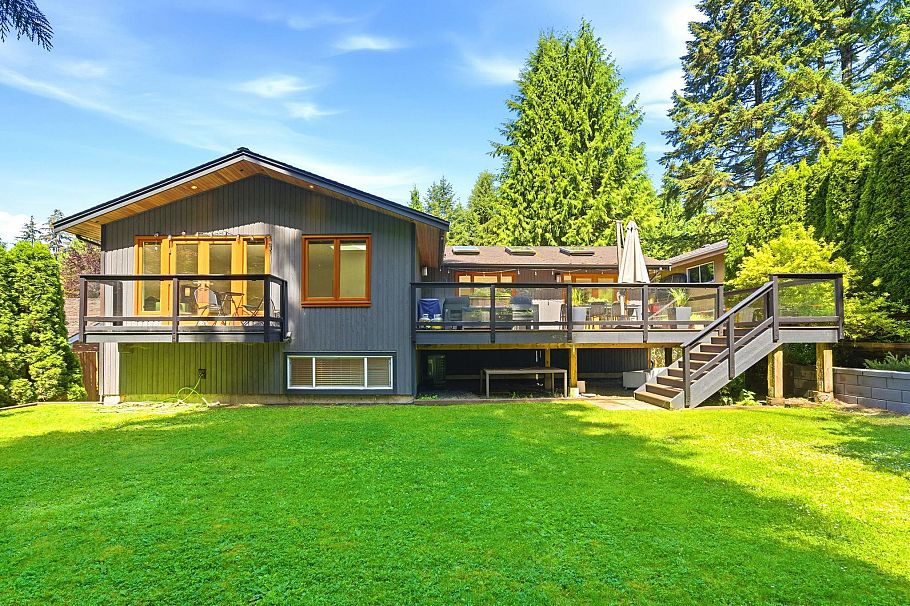5222 Sarita Avenue North Vancouver, BC - 33