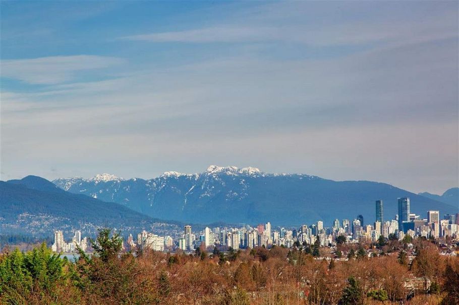 3770 W 13th Avenue Vancouver, BC - 7