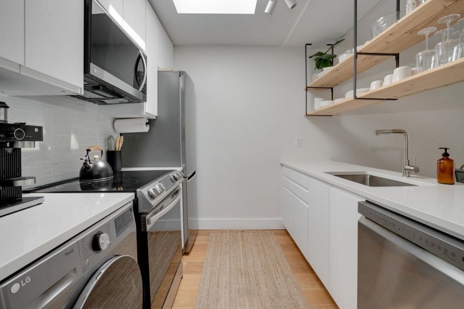 310 1823 W 7th Avenue Vancouver, BC - 3