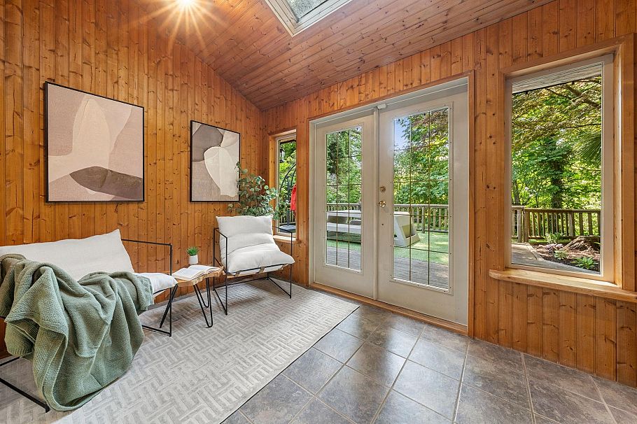 2297 Bowser Avenue North Vancouver, BC - 15