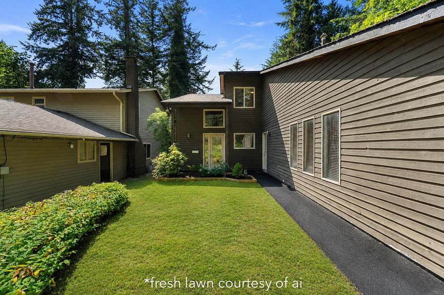 2297 Bowser Avenue North Vancouver, BC - 39