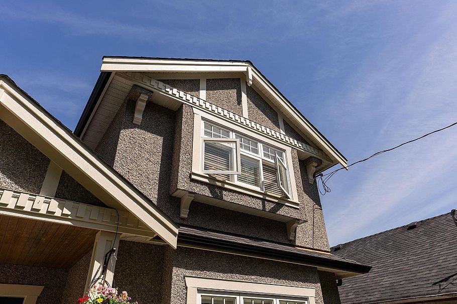 1171 E 29th Avenue Vancouver, BC - 1