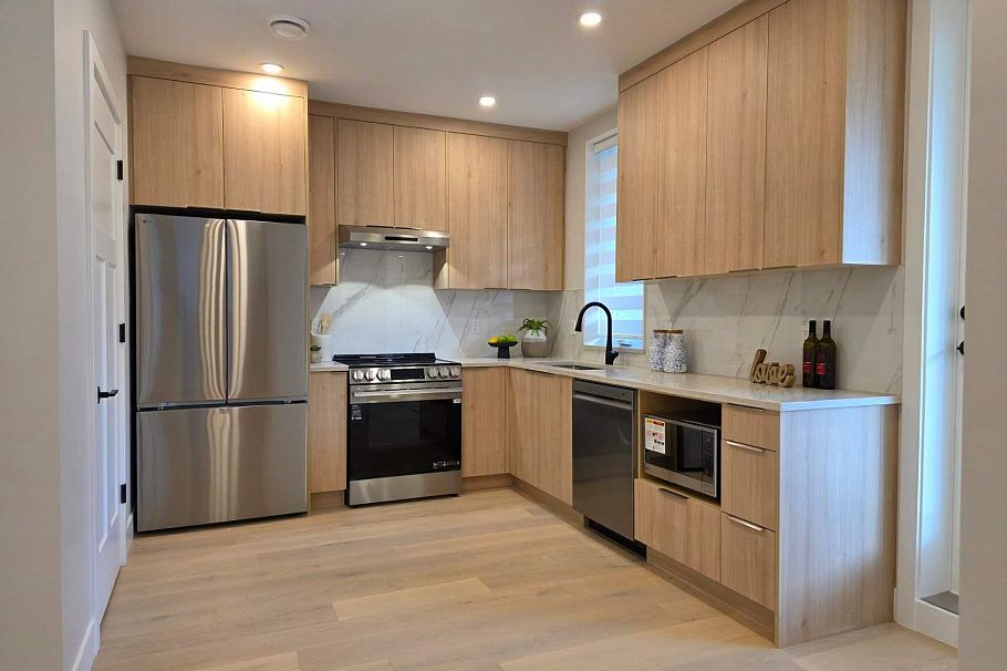 2170 Adanac Street Vancouver, BC - 6