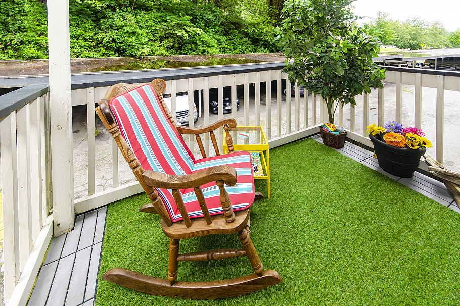 215 780 Premier Street North Vancouver, BC - 24
