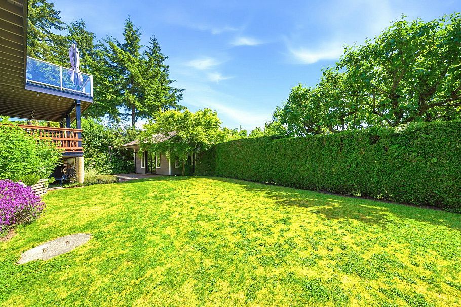 4015 Cummins Place North Vancouver, BC - 35