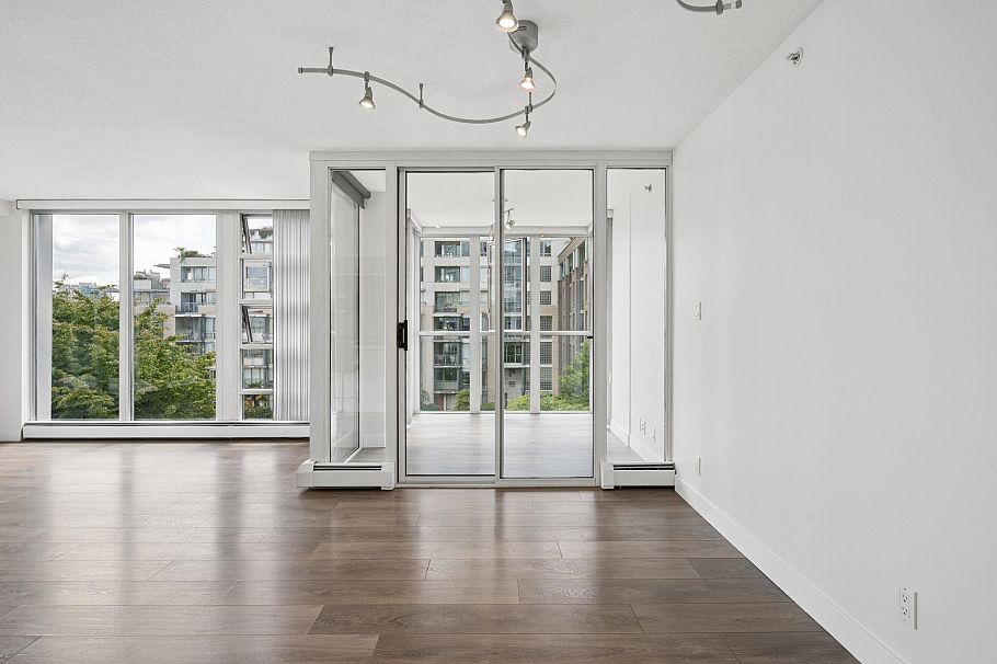 501 1228 Marinaside Crescent Vancouver, BC - 13