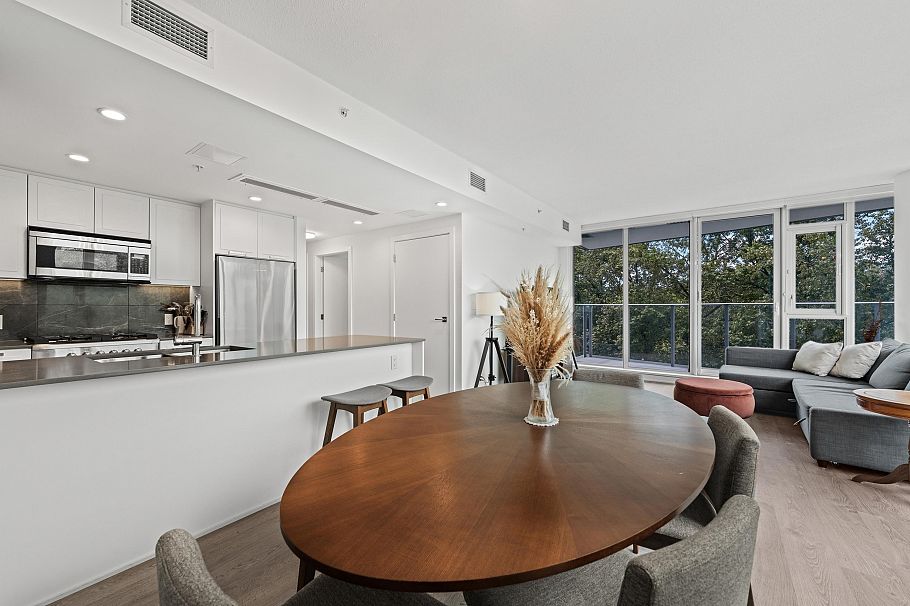 807 1401 Hunter Street North Vancouver, BC - 10
