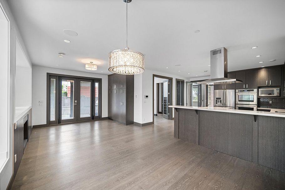 7493 Gatineau Place Vancouver, BC - 10