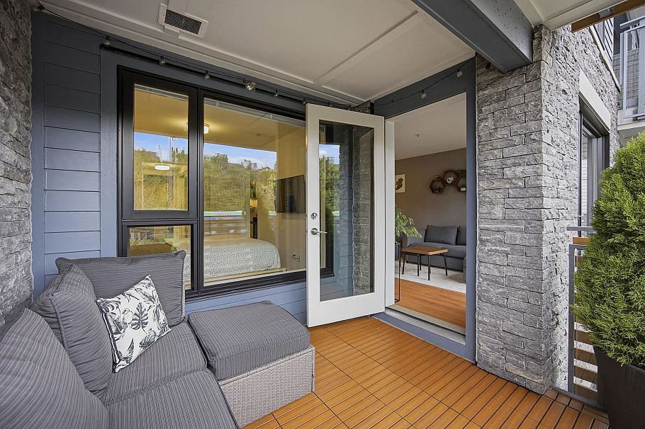 209 221 E 3rd Street North Vancouver, BC - 19