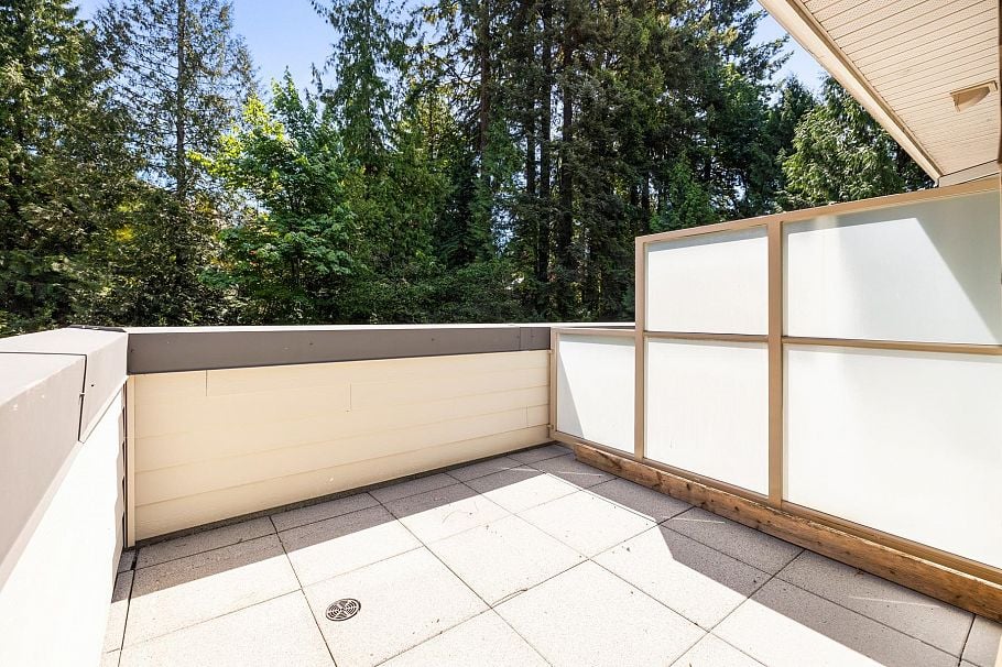 PH2 2832 Capilano Road North Vancouver, BC - 25