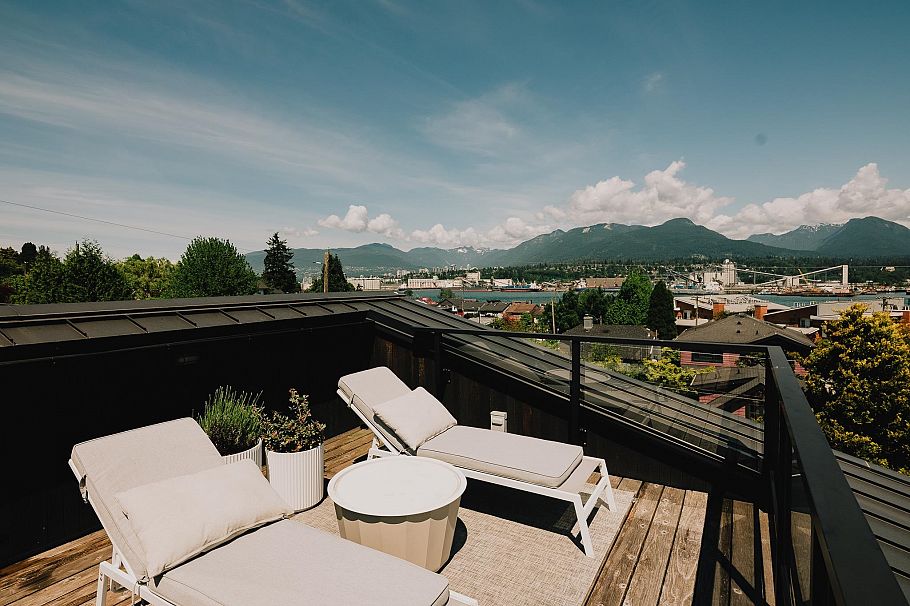 2913 Trinity Street Vancouver, BC - 22