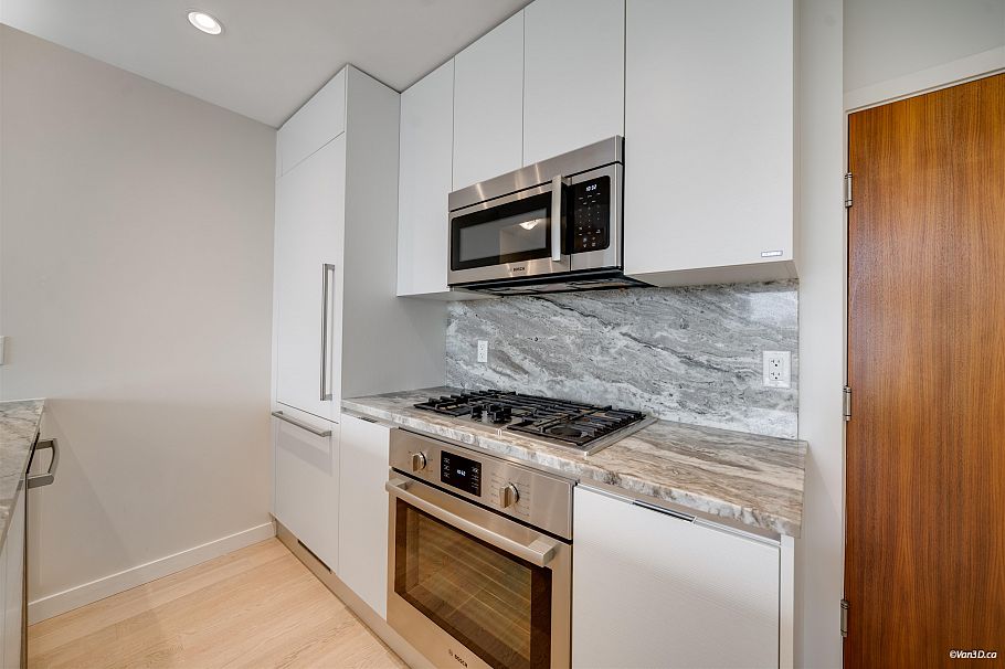 704 2565 Maple Street Vancouver, BC - 4
