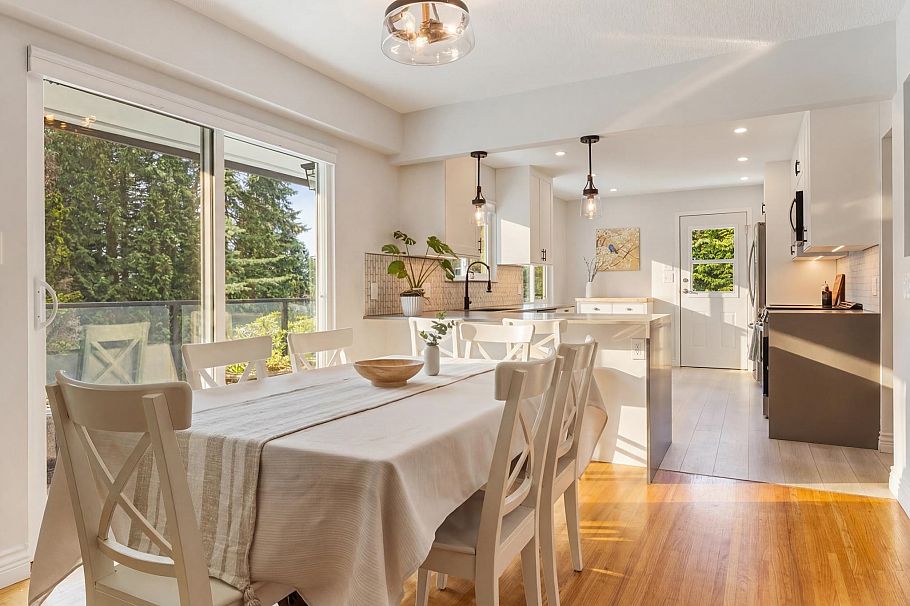 1438 Mcnair Drive North Vancouver, BC - 7