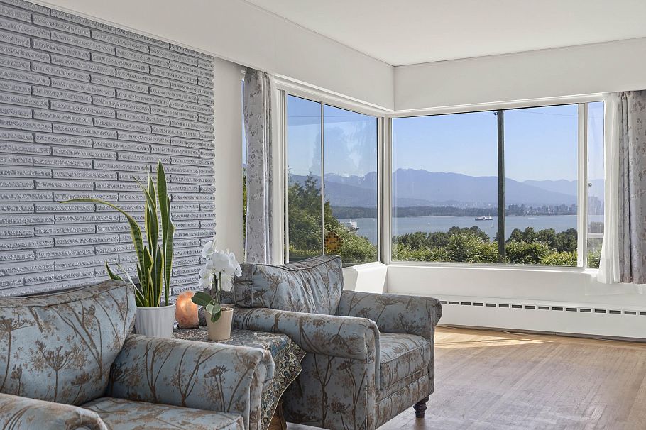 4514 Bellevue Drive Vancouver, BC - 16