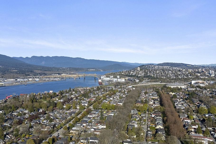 103 2212 Oxford Street Vancouver, BC - 25