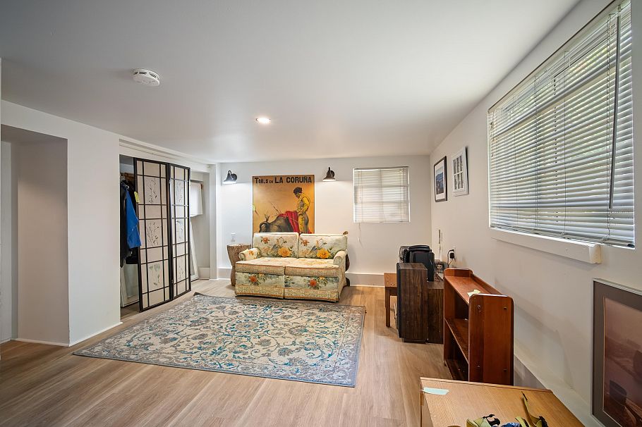 2497 Wall Street Vancouver, BC - 23