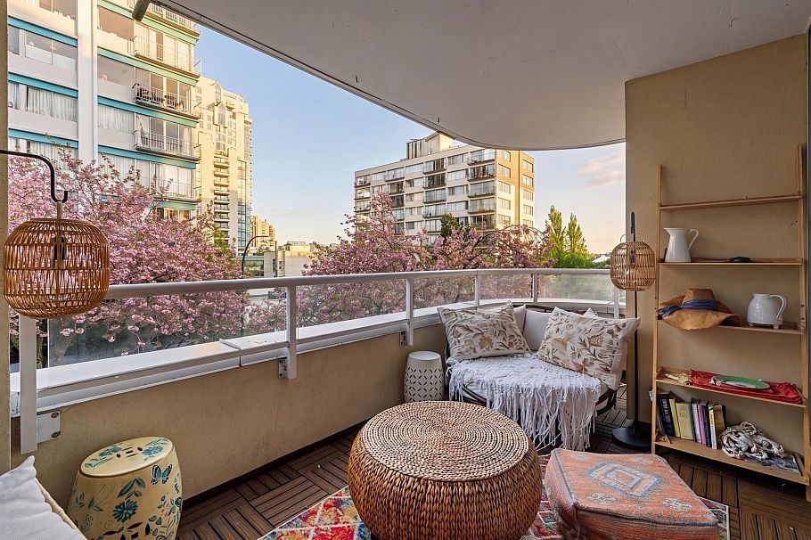 302 1406 Harwood Street Vancouver, BC - 24