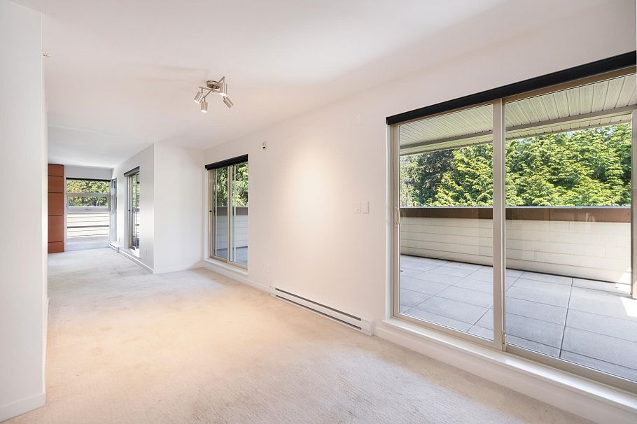 PH2 2832 Capilano Road North Vancouver, BC - 11