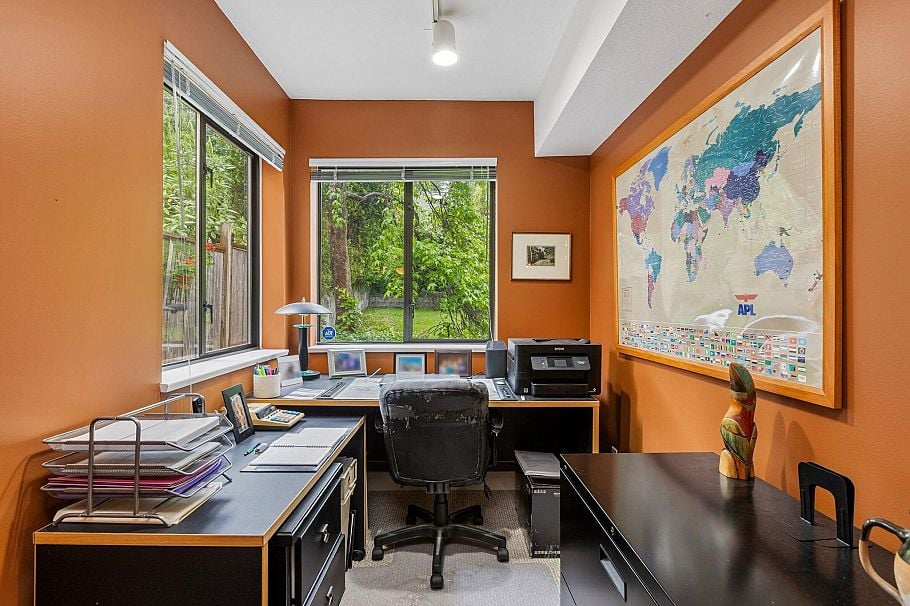 3491 St. Georges Avenue North Vancouver, BC - 30