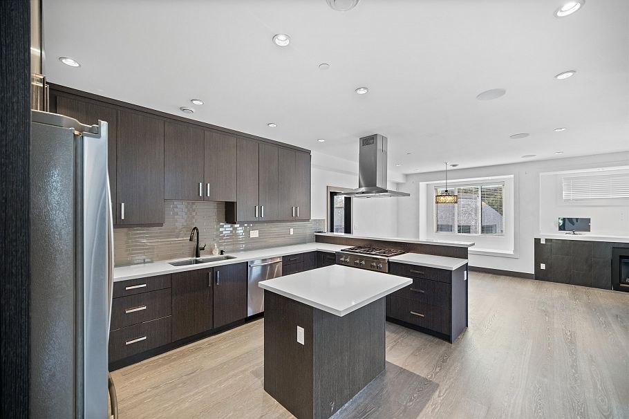 7493 Gatineau Place Vancouver, BC - 6