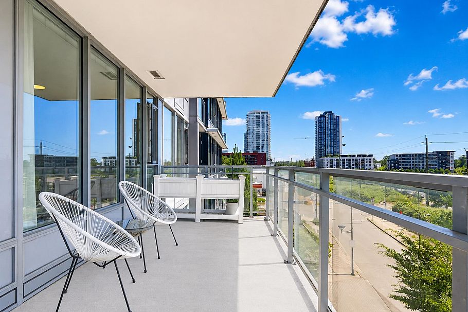 305 3281 E Kent Avenue North Vancouver, BC - 25
