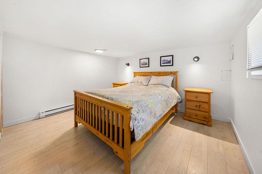 803 Calverhall Street North Vancouver, BC - 25