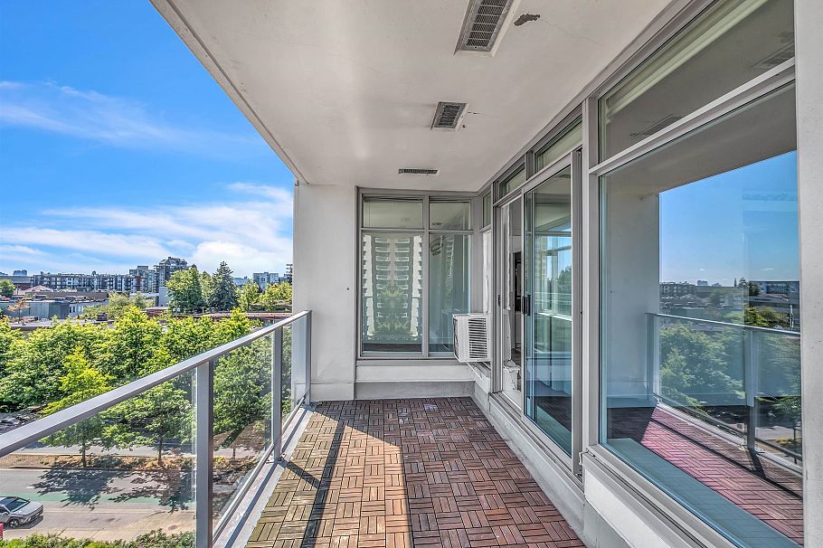 802 158 W 13th Street North Vancouver, BC - 34