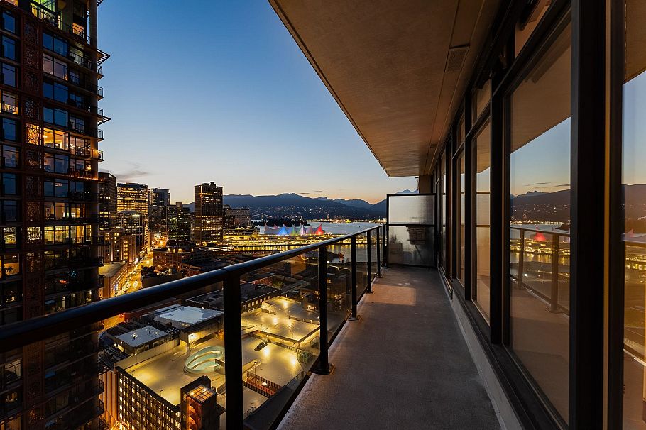 2408 108 W Cordova Street Vancouver, BC - 25