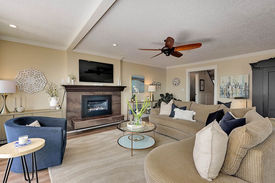 3821 Lonsdale Avenue North Vancouver, BC - 7