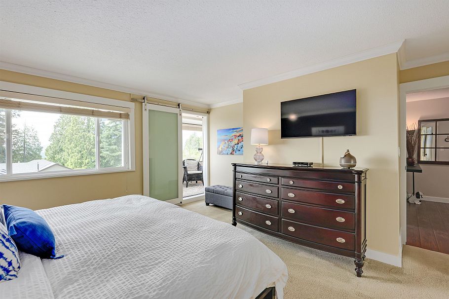 3821 Lonsdale Avenue North Vancouver, BC - 17