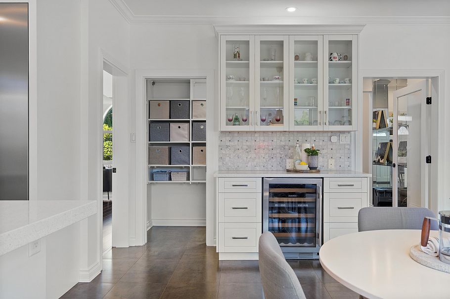 917 Wavertree Road North Vancouver, BC - 14