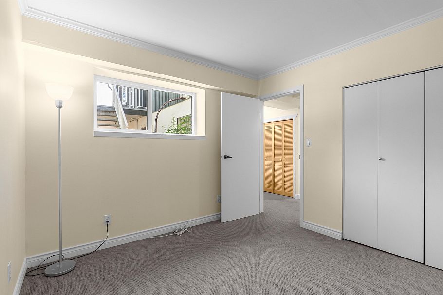 646 E Windsor Road North Vancouver, BC - 31