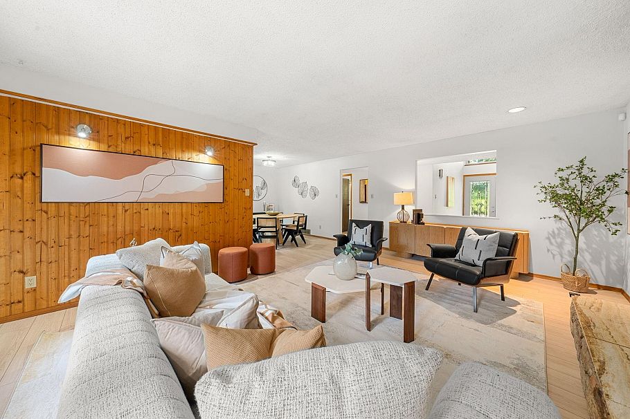 2297 Bowser Avenue North Vancouver, BC - 6