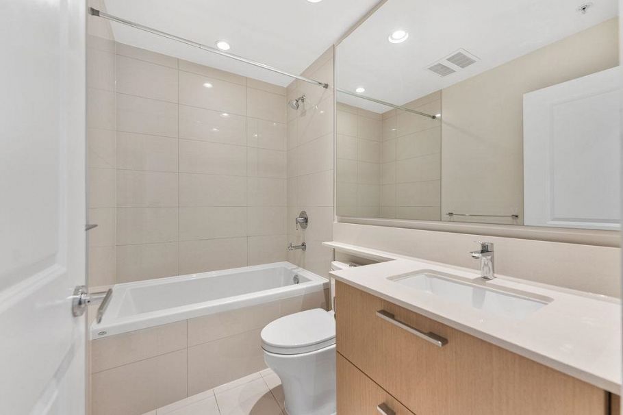 1306 3533 Ross Drive Vancouver, BC - 21