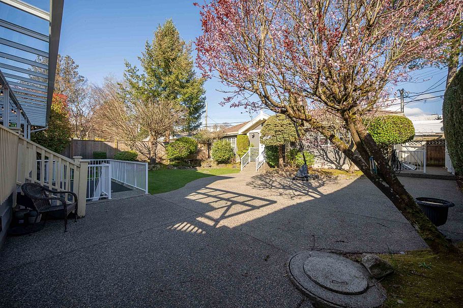 5850 Cartier Street Vancouver, BC - 36