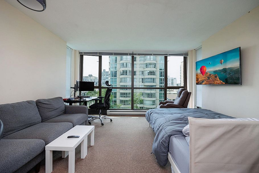 809 1331 Alberni Street Vancouver, BC - 4