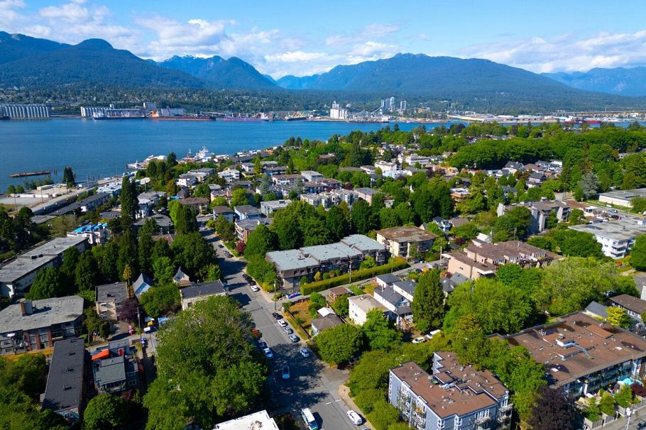 106 N Templeton Drive Vancouver, BC - 20