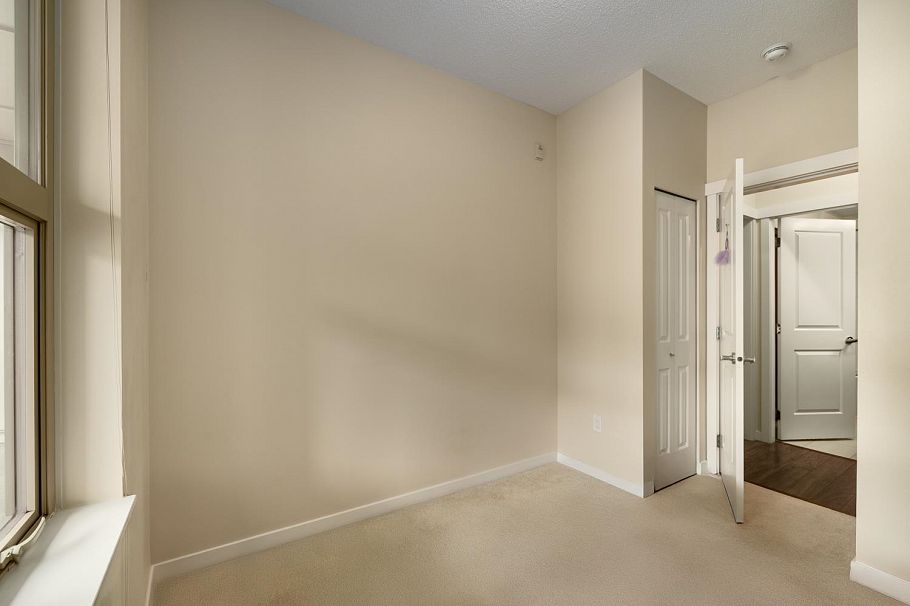 515 2665 Mountain Highway North Vancouver, BC - 14