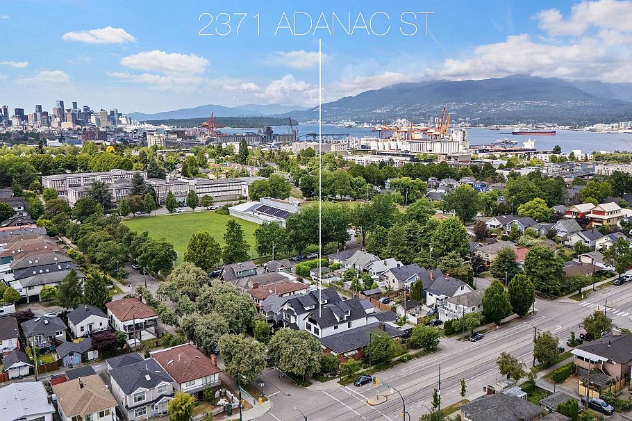 2371 Adanac Street Vancouver, BC - 27