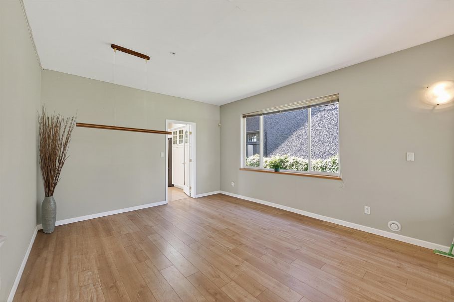3456 W 36th Avenue Vancouver, BC - 22
