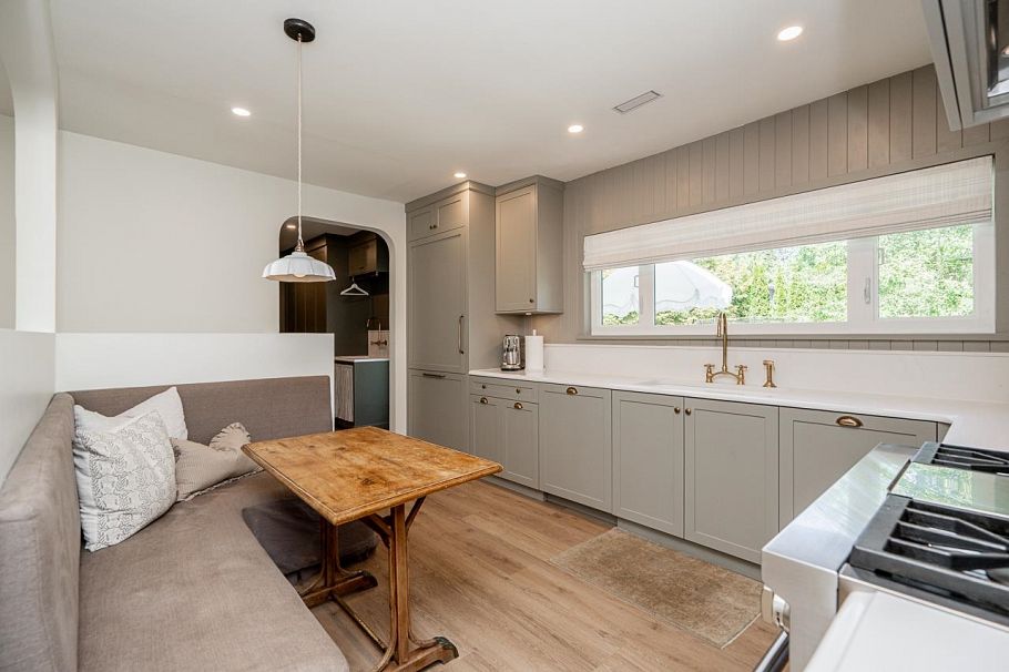 2784 Crescentview Drive North Vancouver, BC - 6