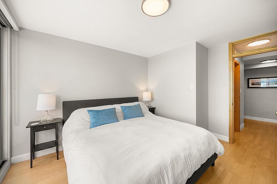 601 1575 Beach Avenue Vancouver, BC - 15