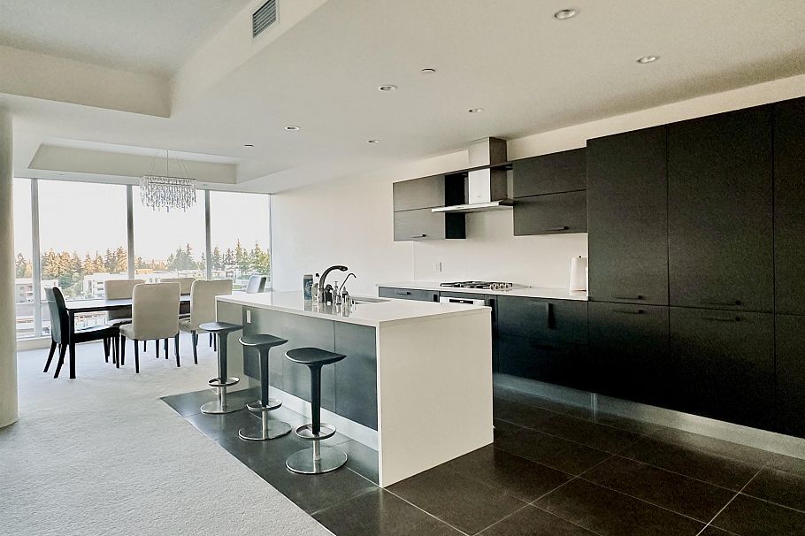 801 5838 Berton Avenue Vancouver, BC - 2