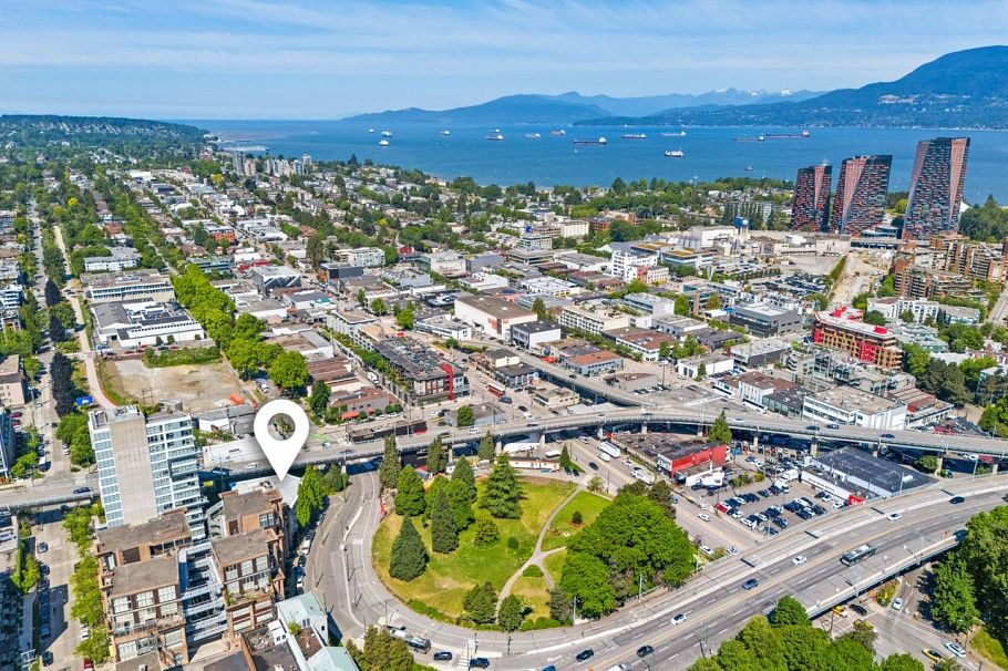401 1562 W 5th Avenue Vancouver, BC - 36