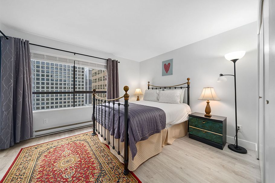 1403 1060 Alberni Street Vancouver, BC - 2