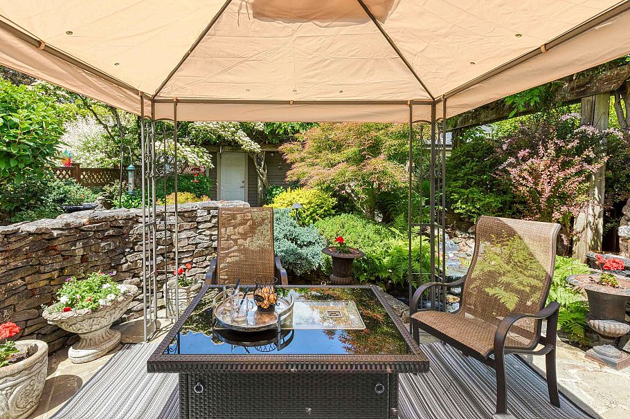 326 E 12th Street North Vancouver, BC - 20
